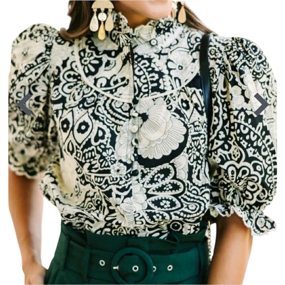 Umgee Black and Cream Floral Blouse - Picture 2 of 5